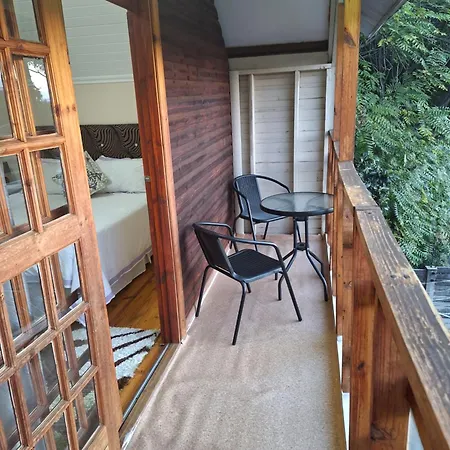 Cosy Cabins Johannesburg Exterior photo